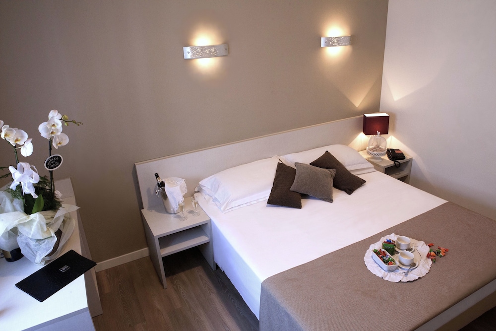 Hotel Mennini - last minute hotel in Milan