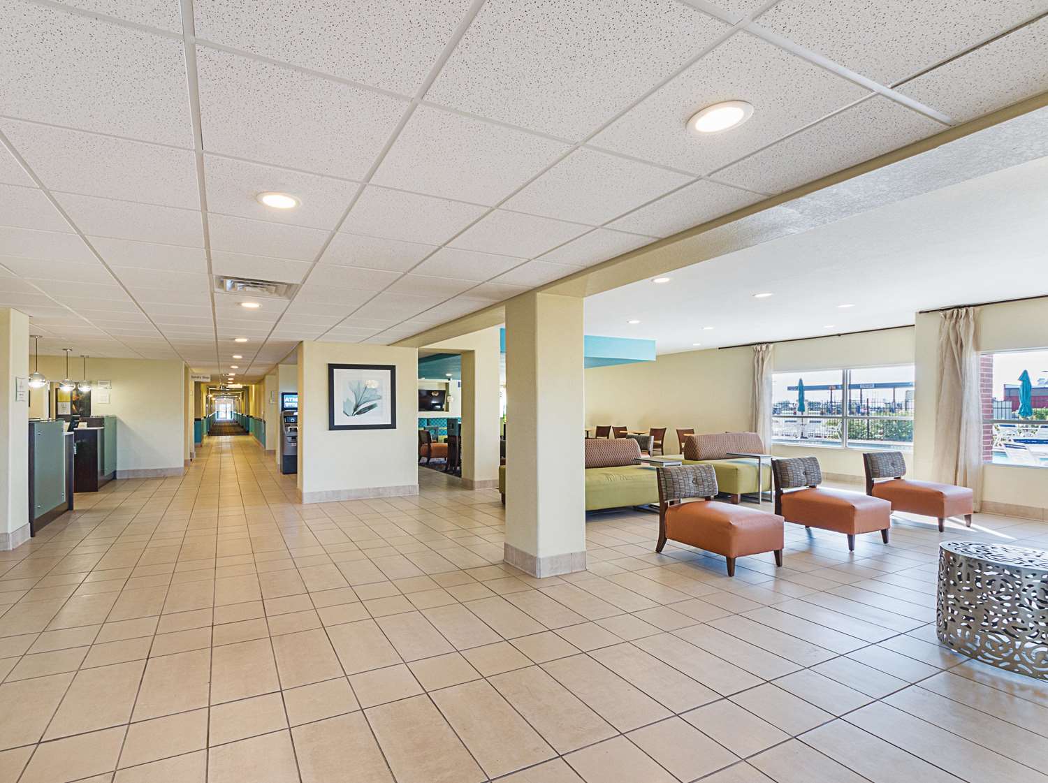 La Quinta Inn & Suites Mathis - photo 13