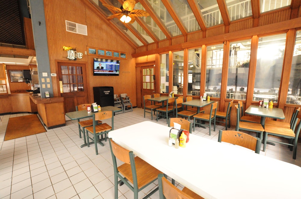 Sidney James Mountain Lodge - photo 66