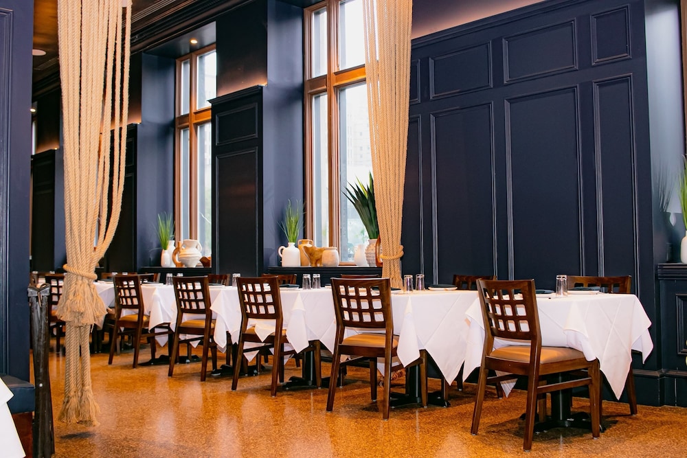Empire Hotel - photo 57