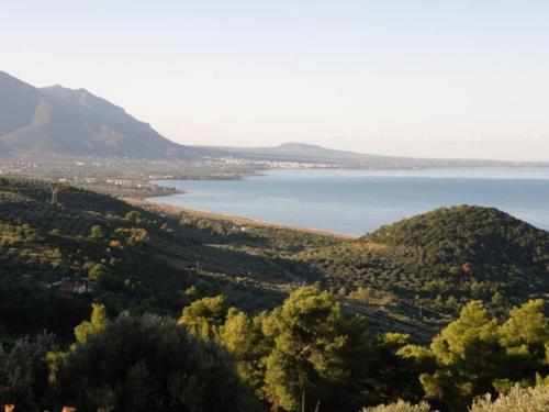 Vounaki Seaside Dreamland — hotel in Kyparissia