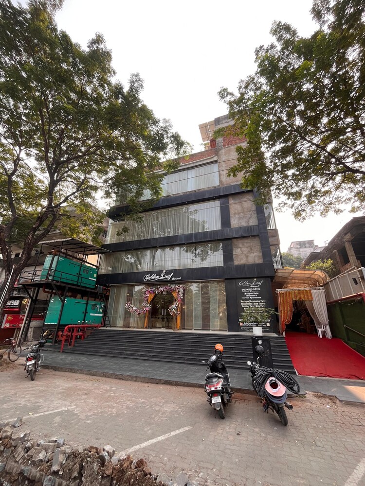 Hotel Golden Leaf in Nagpur, India
