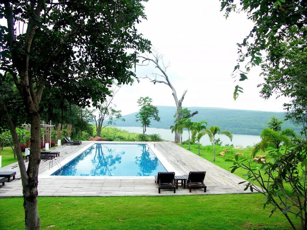 Suan Muang Porn in Sikhio, Thailand