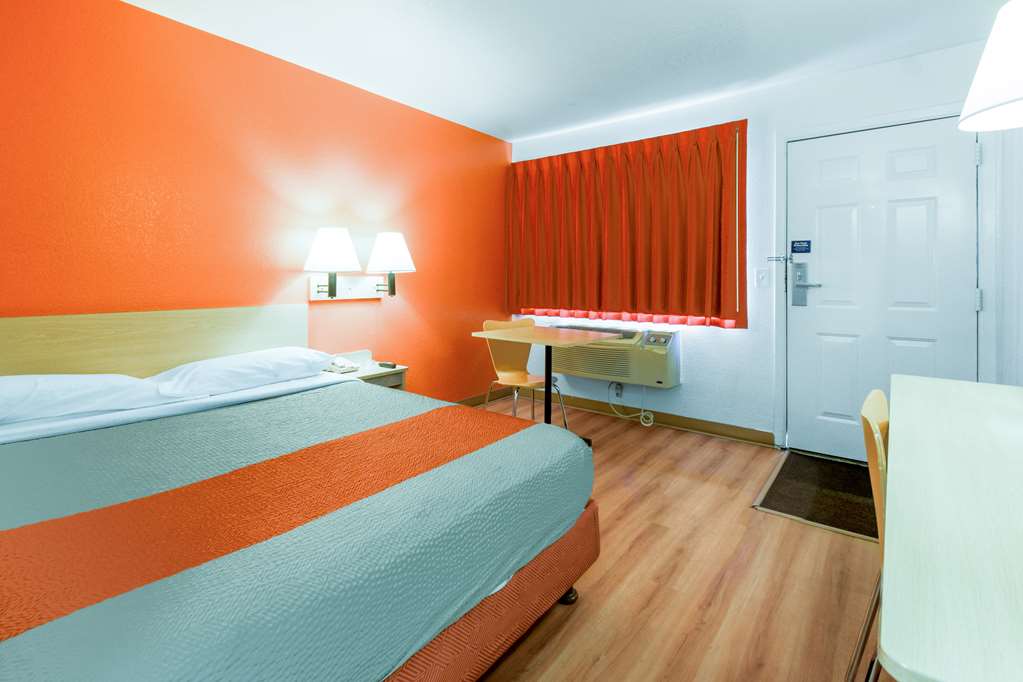 Motel 6 Kelso Mt. St. Helens - photo 5