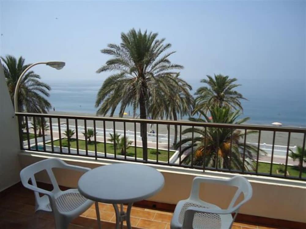 Hotel Las Conchas — hotel in Albunol