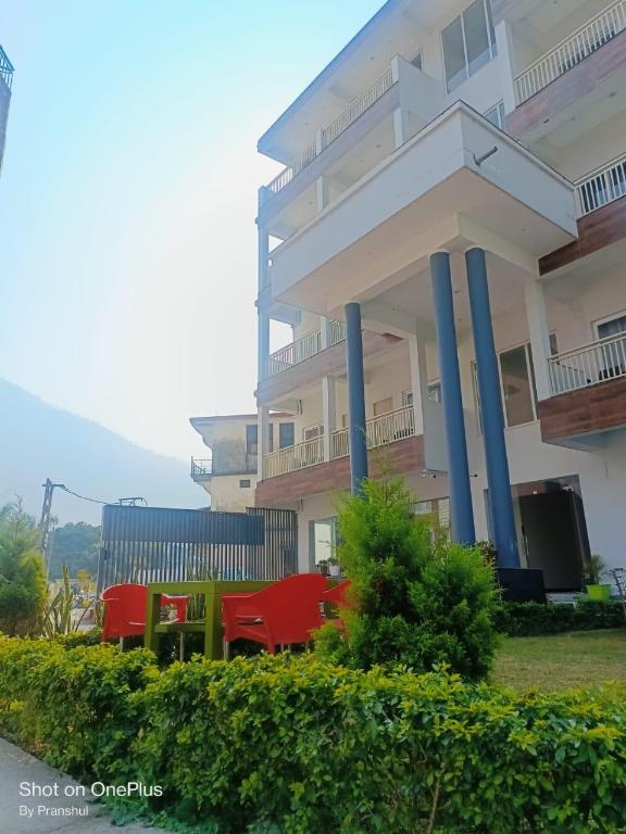 Hide In Rishikesh Laxman Jhula in Rishikesh, India