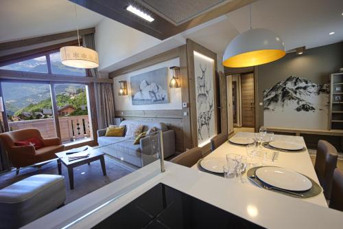 RAcsidence l'HAcvana Appartements de Prestige MAcribel Centre — 5-Star Luxury Hotel in Meribel, France