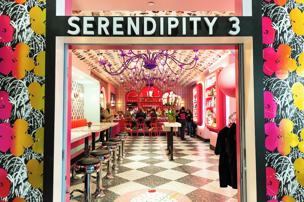 OYO Times Square - photo 37