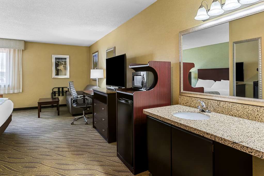 Best Western Gaylord - photo 14