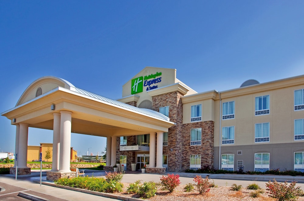 Holiday Inn Express Hotel & Suites East Wichita I 35 Andover by IHG — hotel in Andover