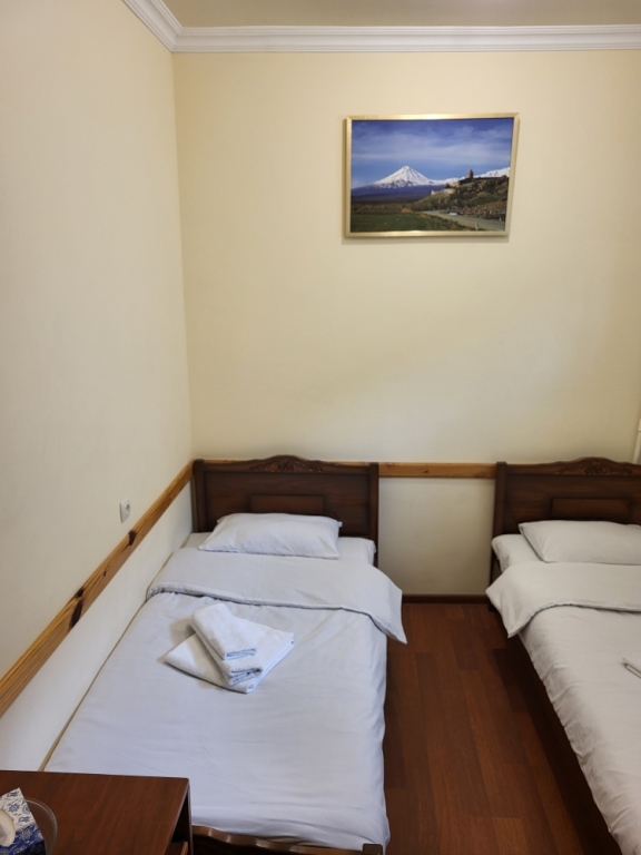Ani Guesthouse — Hats'avan — photo 5