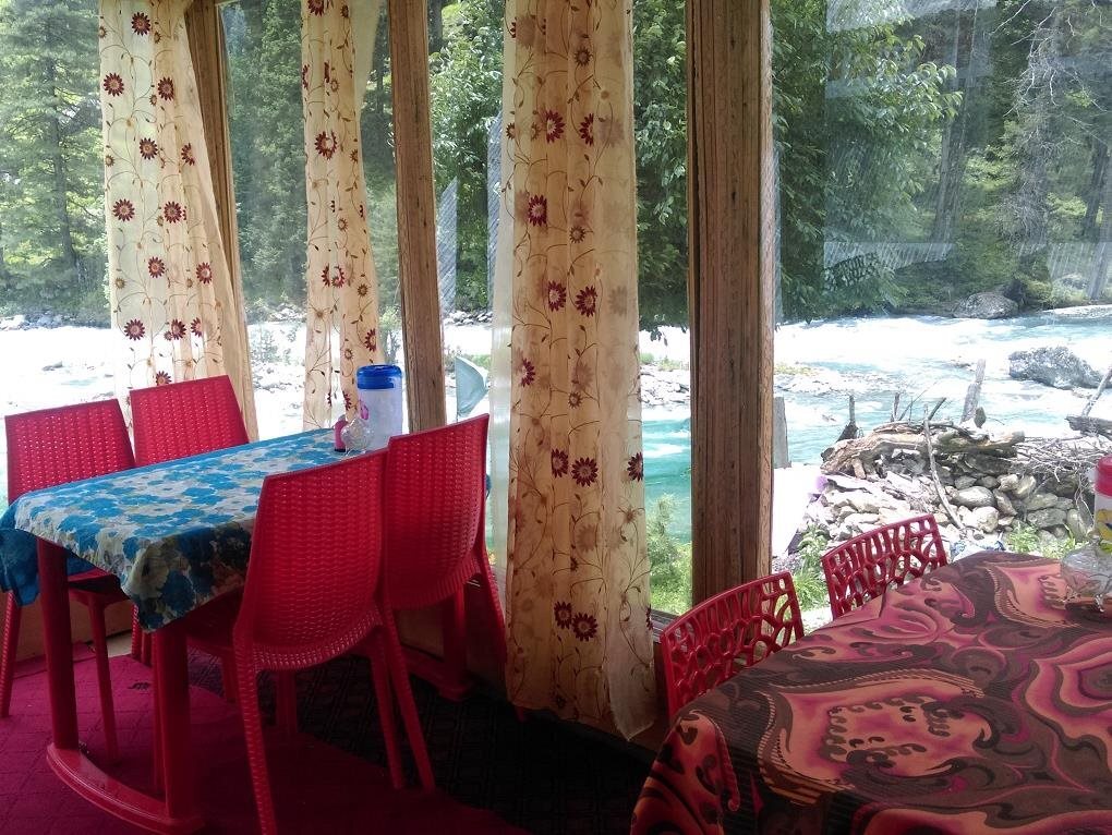 River Front Hotel — Pahlgam — photo 2
