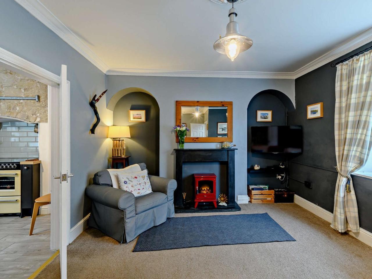 3 Bed in Amble 93015 — Amble — photo 5