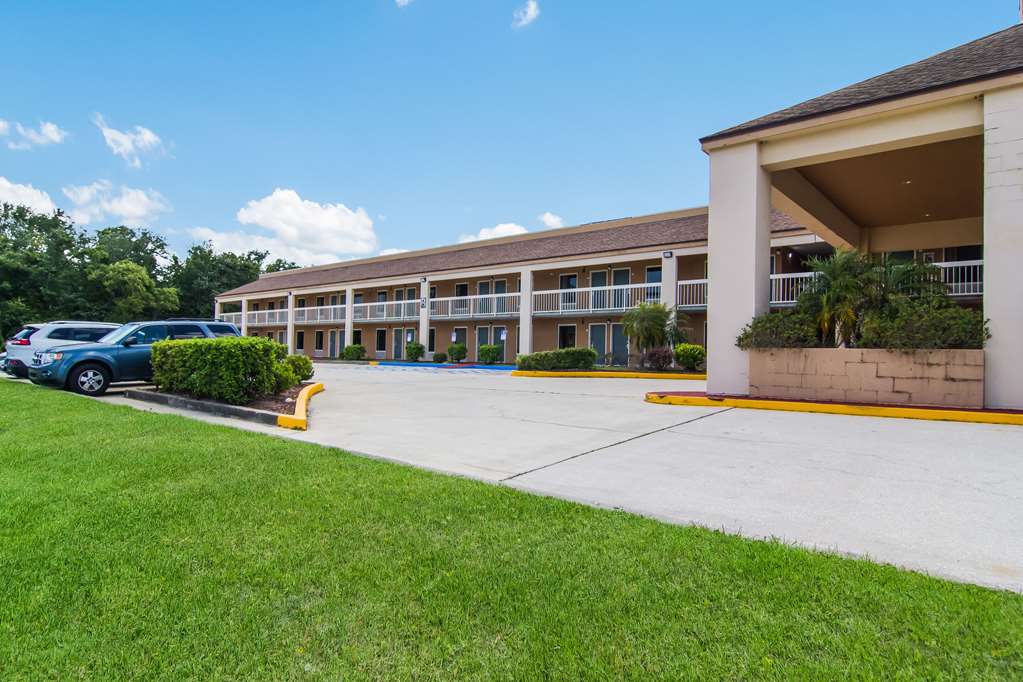 Suburban Studios Hotel Kingsland Near I 95 - photo 4