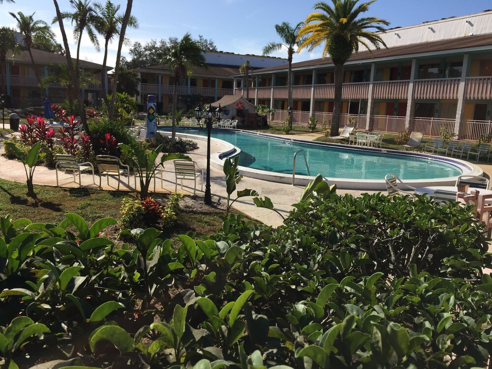 Rodeway Inn Holiday FL - photo 15