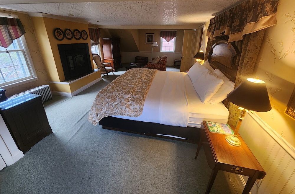 Arlington Inn - photo 9