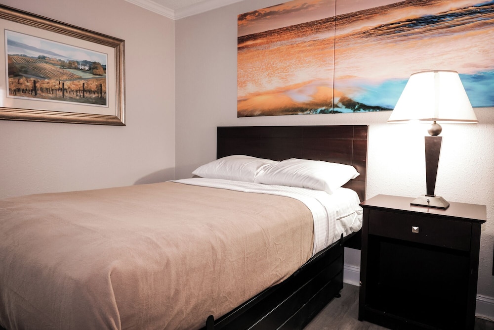 Riverside Inn & Suites by OYO Danville Ceaser Casino - photo 14