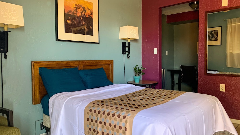 Copper Mountain Motel - photo 8