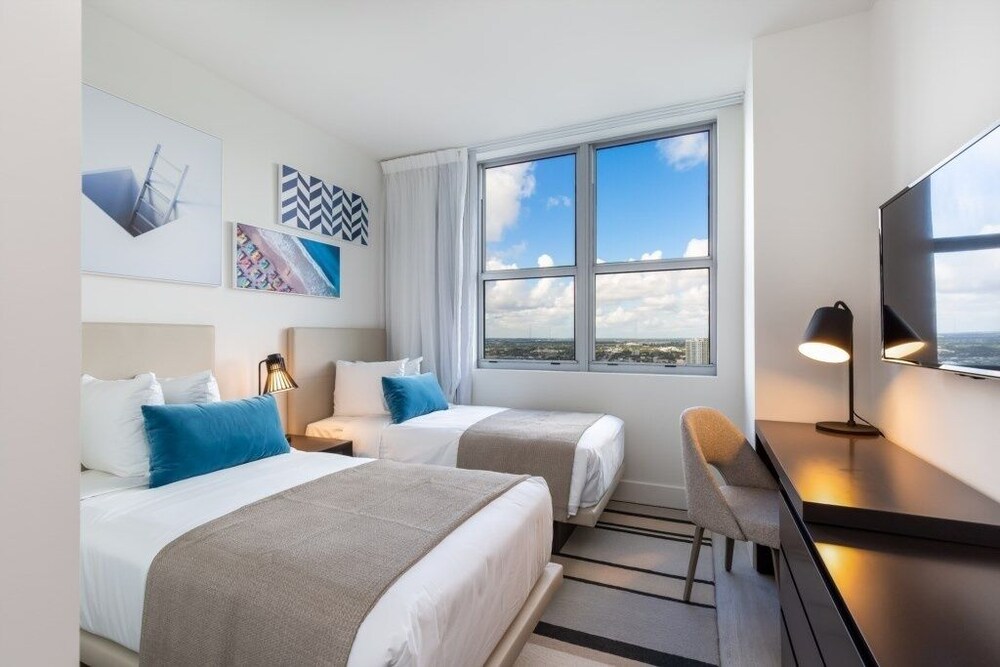 Hyde Beach House Luxury resort 3 Bedroom Condo by RedAwning - photo 6