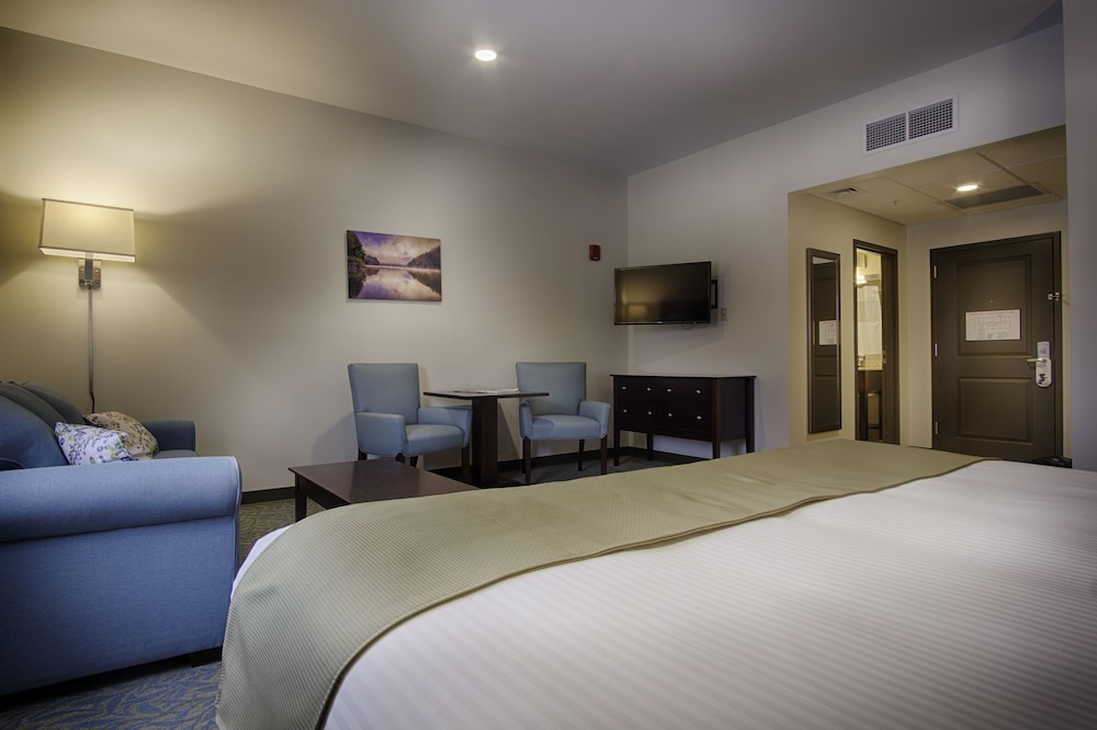 Sun & Ski Inn And Suites - photo 6