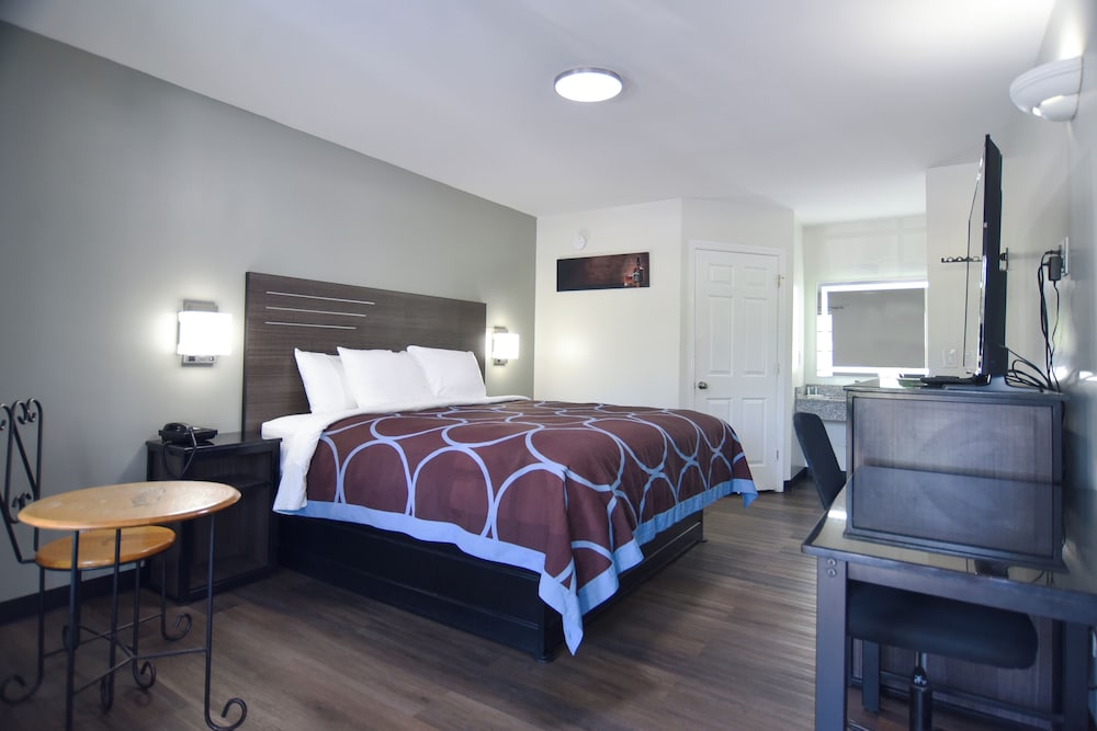 Lynchburg Country Inn - photo 18