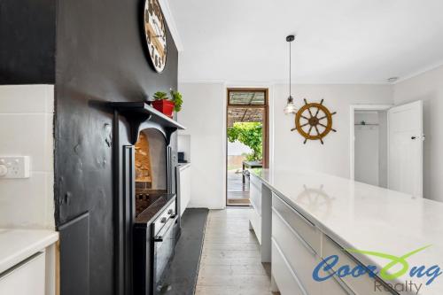 Hyde Cottage — Meningie — photo 5