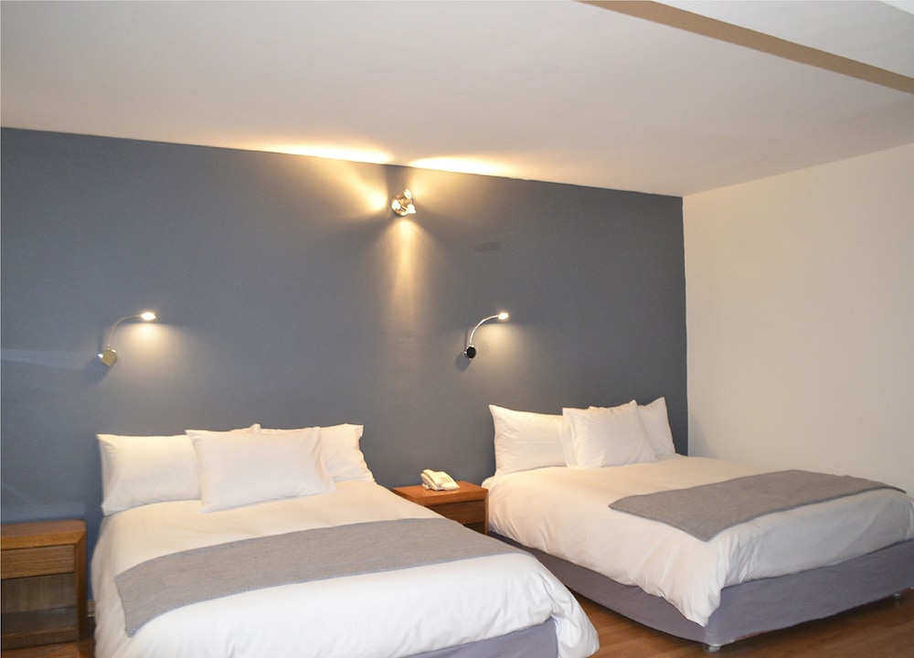 Hotel Nippon — Santiago — photo 4