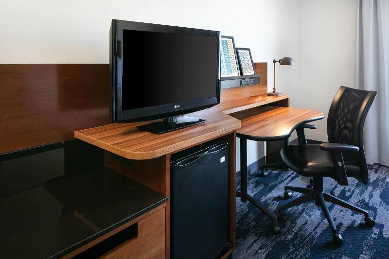 Fairfield Inn & Suites by Marriott Tulsa Central - photo 37