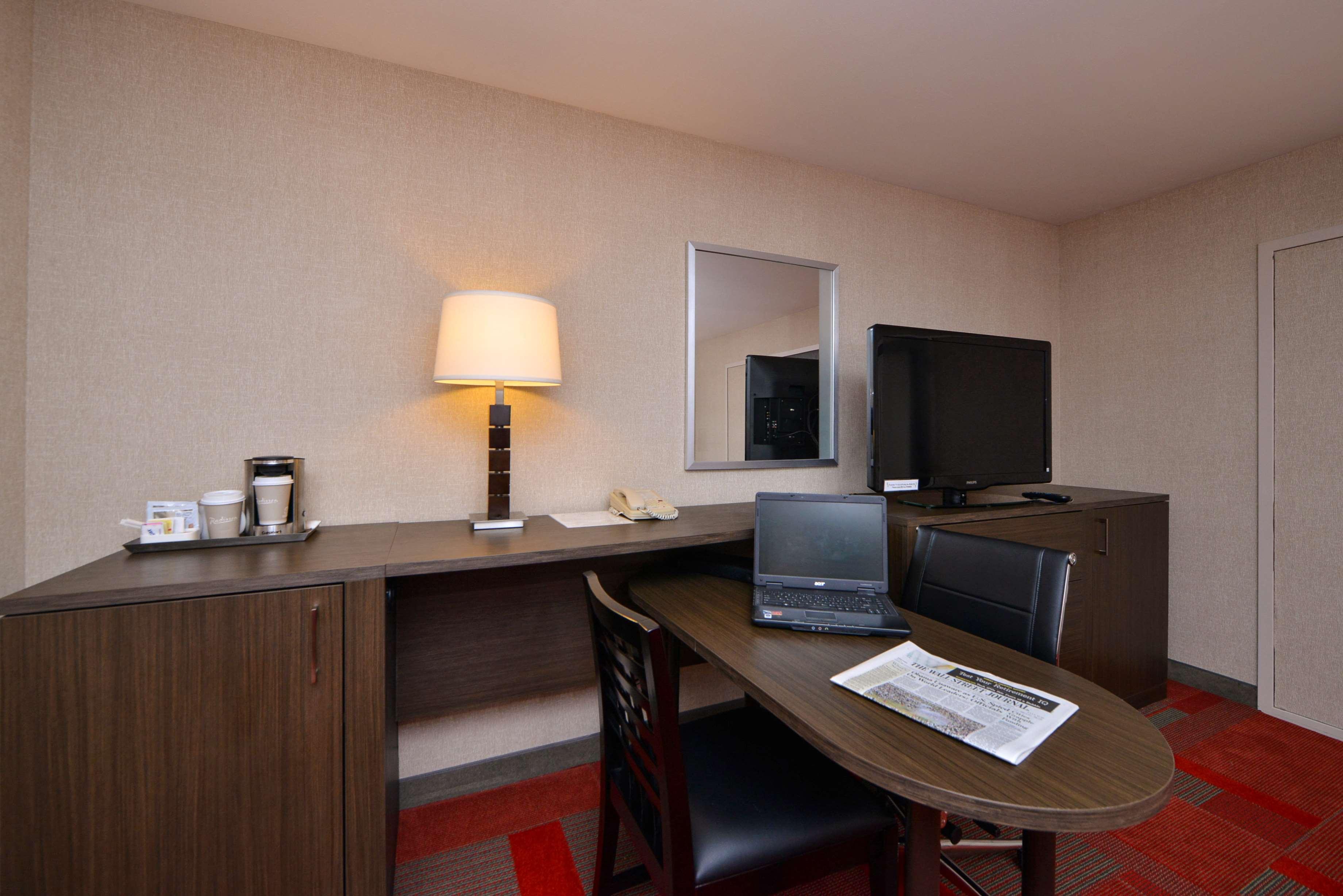 Radisson Hotel Madison - photo 40