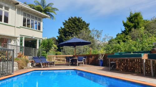 Bluff Hill Bed & Breakfast — 4-Star Luxury Hotel in Napier, New Zealand