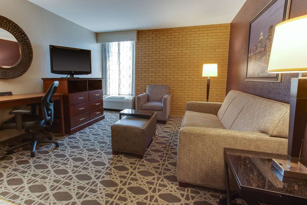 Drury Inn & Suites Louisville East - photo 11