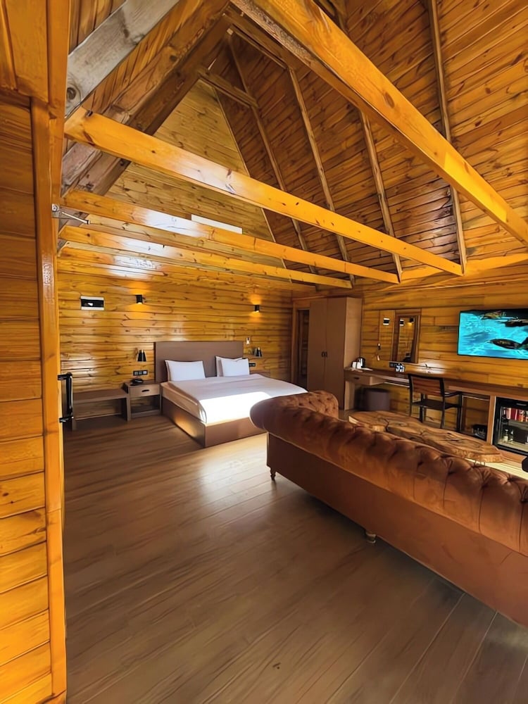 Navy Inn & Bungalows in Arnavutkoey, Turkey