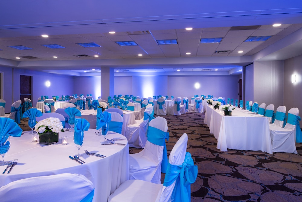 Crowne Plaza Memphis Downtown by IHG - photo 43