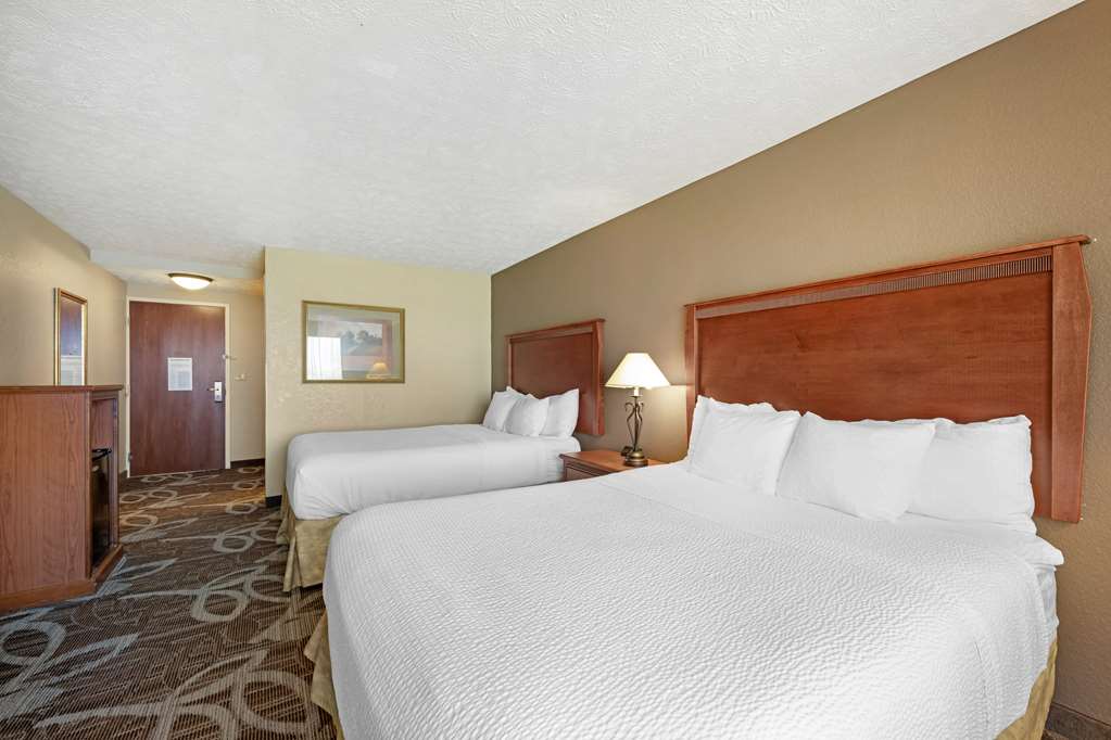 Best Western Plus Mid Nebraska Inn & Suites - photo 31