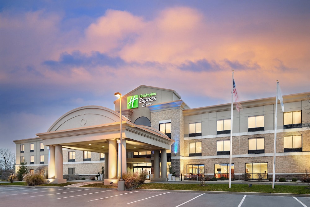 Holiday Inn Express & Suites Seymour by IHG - photo 27