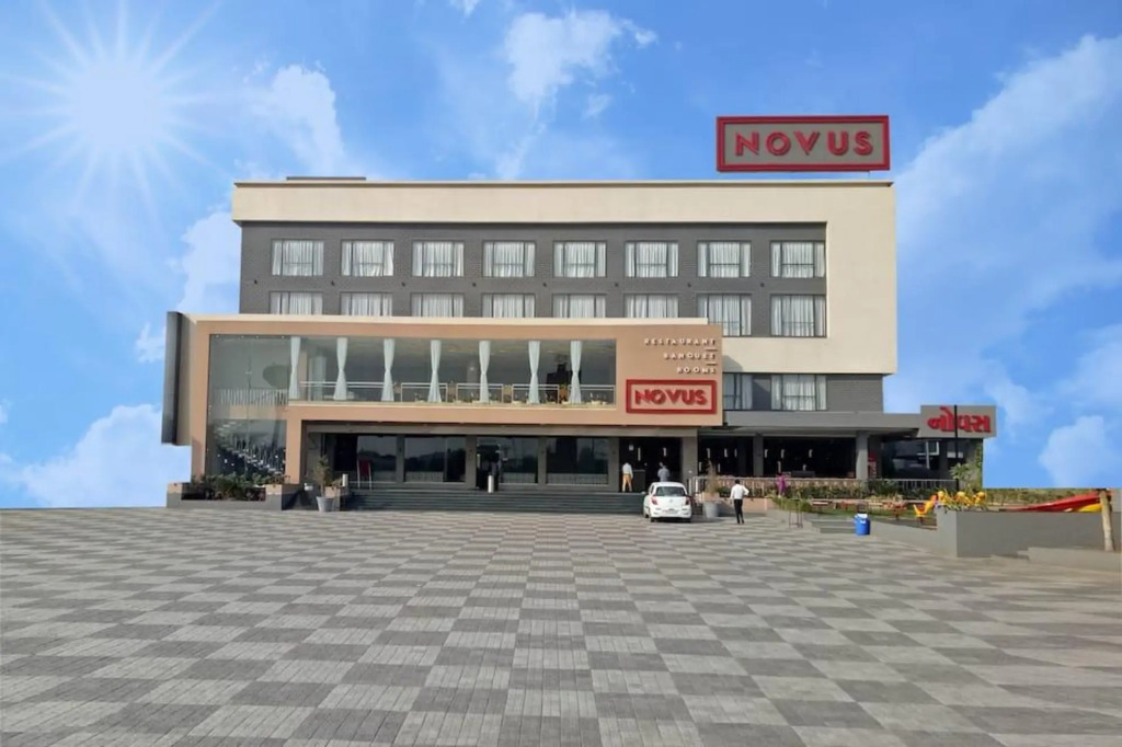 Hotel Novus in Bharuch, India