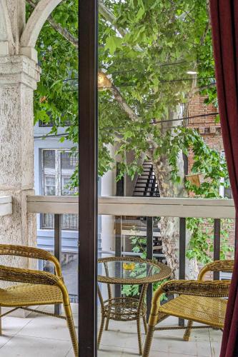 Comfortable 2BR Apt with 3 Balconies by Wehost