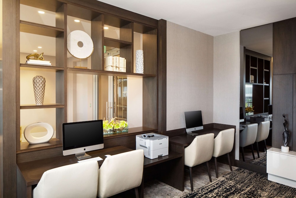 Hilton Miami Aventura - photo 66