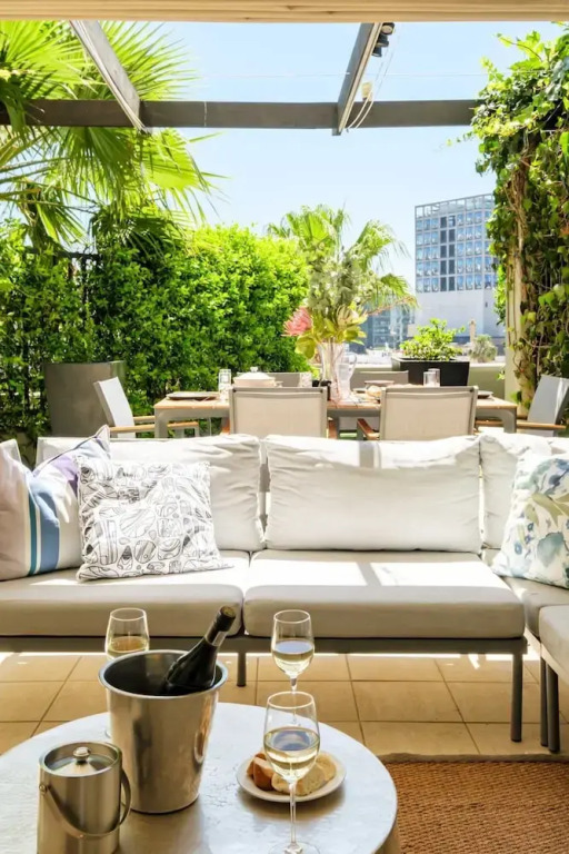 Secure 3bed Cape Town Holiday Apt at Carradale 302