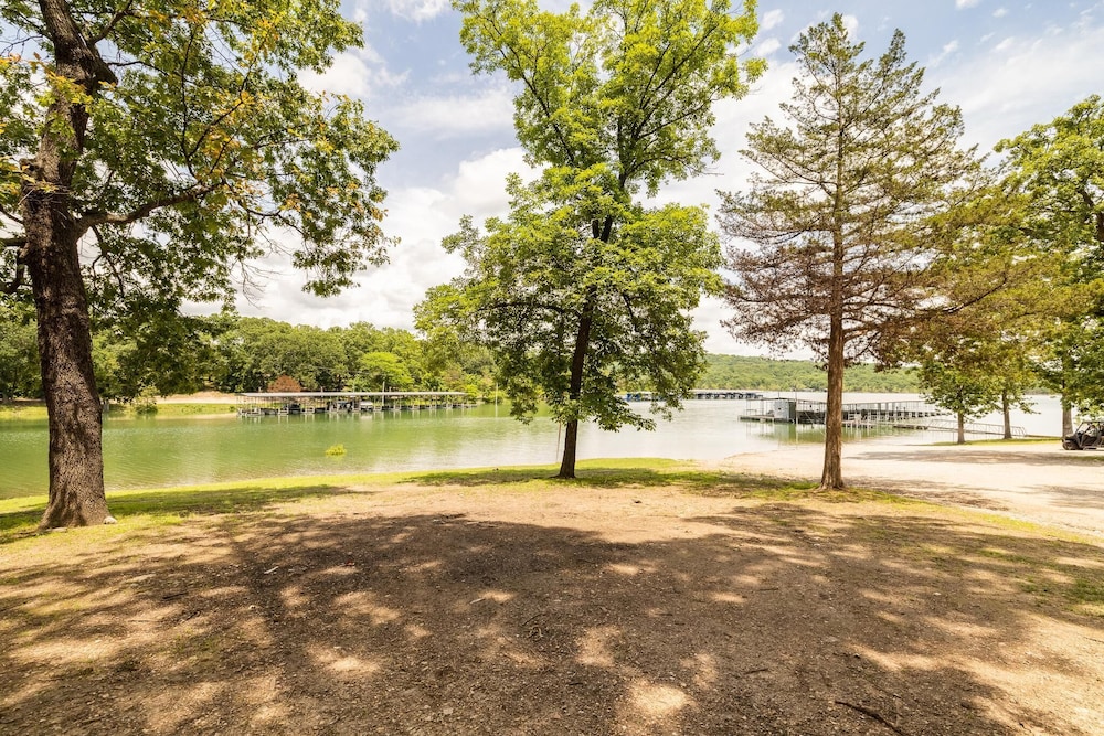 Kimberling Cove Resort - photo 86