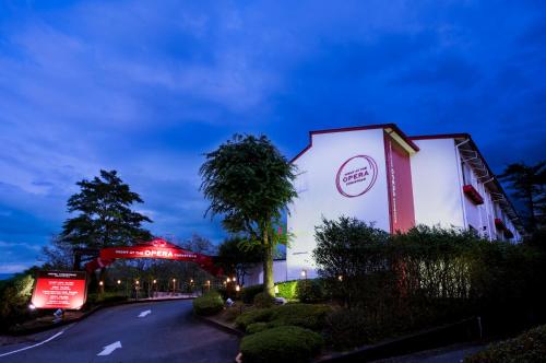 Hotel Christmas Night at the Opera — hotel near Kumamoto Airport