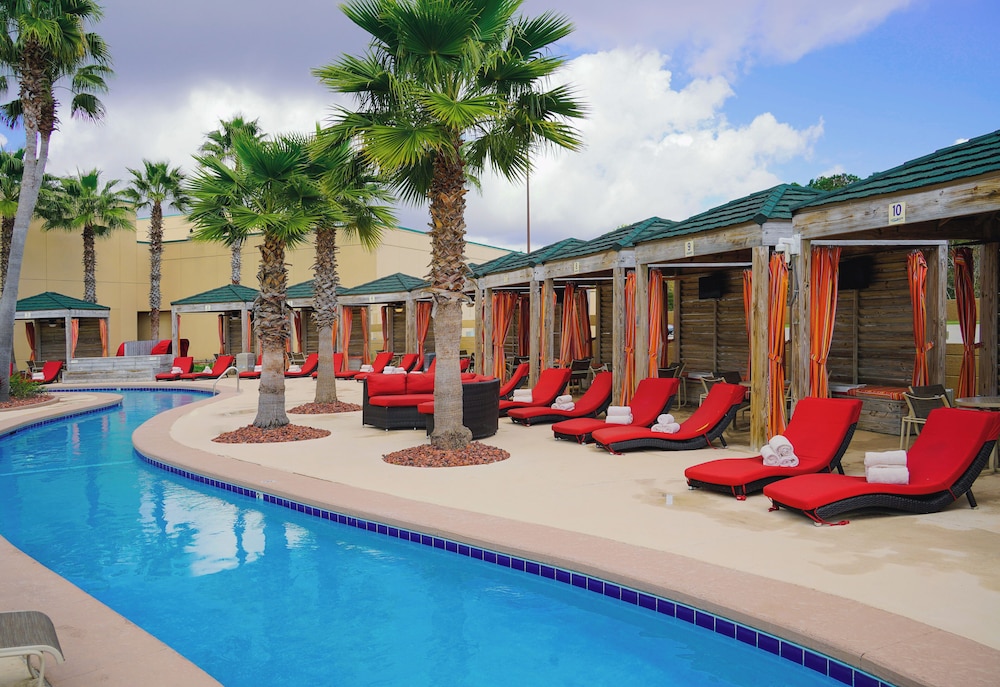 Hollywood Casino Gulf Coast - photo 16