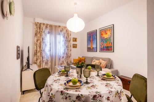 Piso Con Patio Privado Y Parking Nervion Sevilla — Sevilla