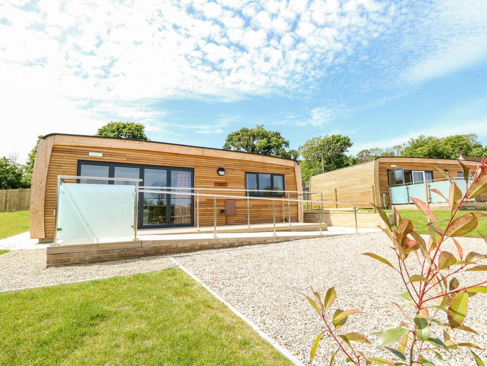 Syrah in Ryde, United Kingdom