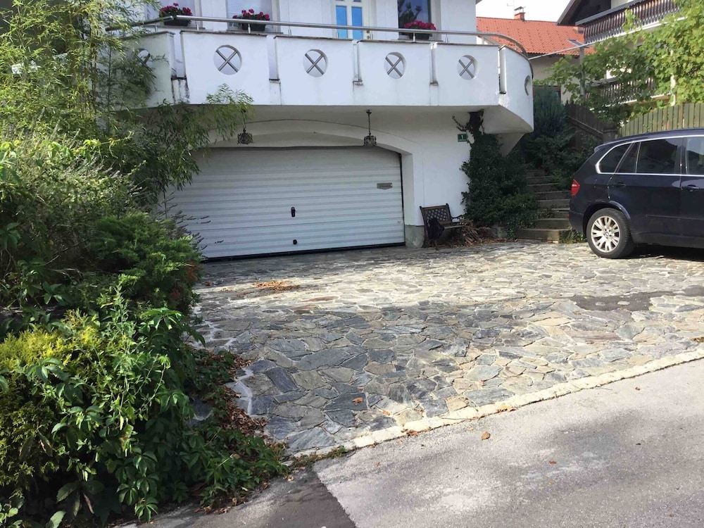 Rooms Adax with huge Garden Swimming Pool and BBQ in Ljubljana, Slovenia