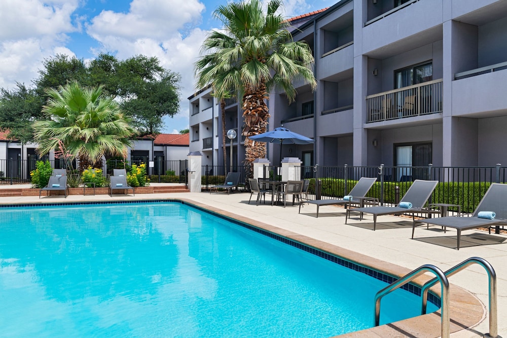 Courtyard by Marriott San Antonio Downtown Market Square - photo 17