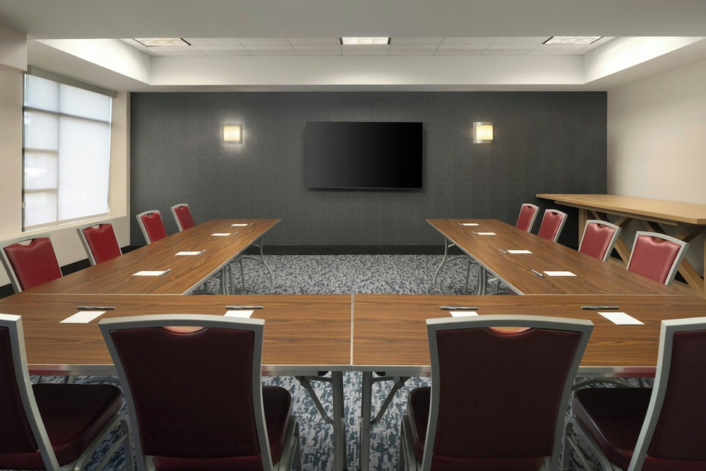 Fairfield Inn & Suites by Marriott Chattanooga - photo 20