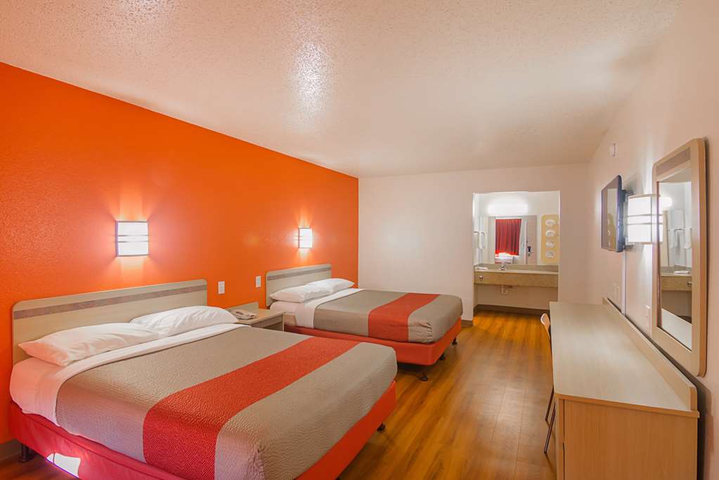 Motel 6 Lawton OK - photo 9