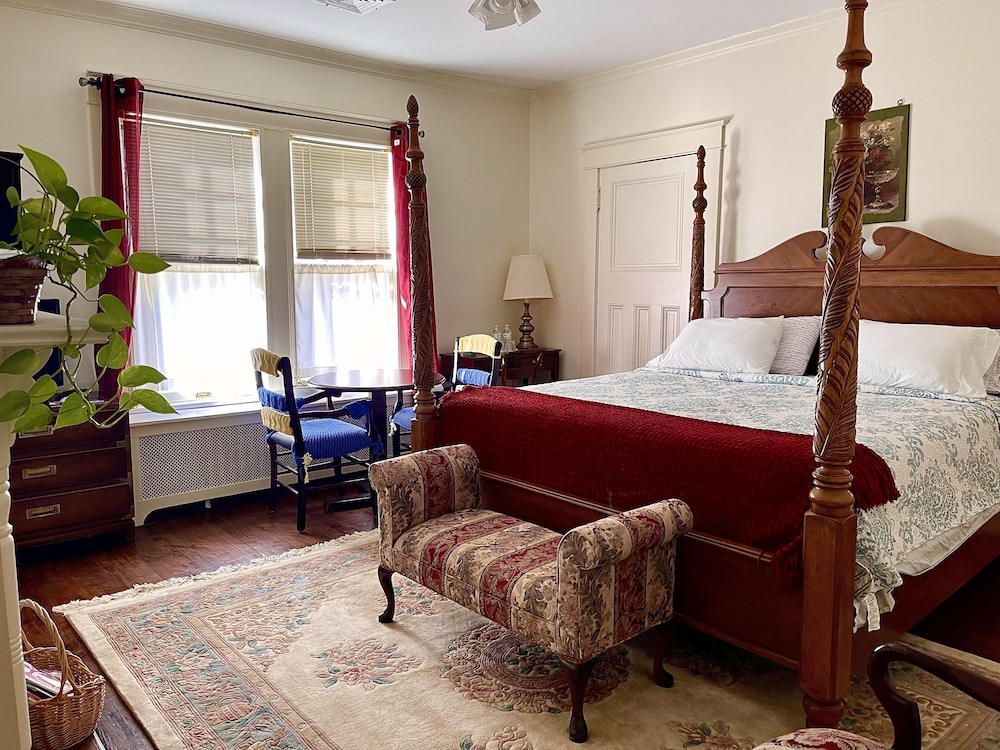 Greenwood Bed & Breakfast - photo 8