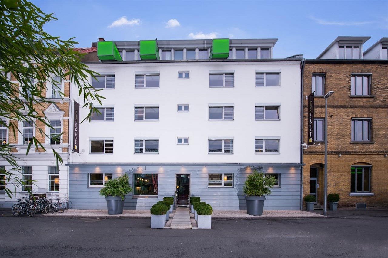 The New Yorker Hotel Koln Messe — Koeln